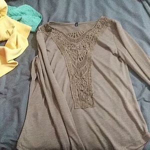 Long sleeve round dress shirt